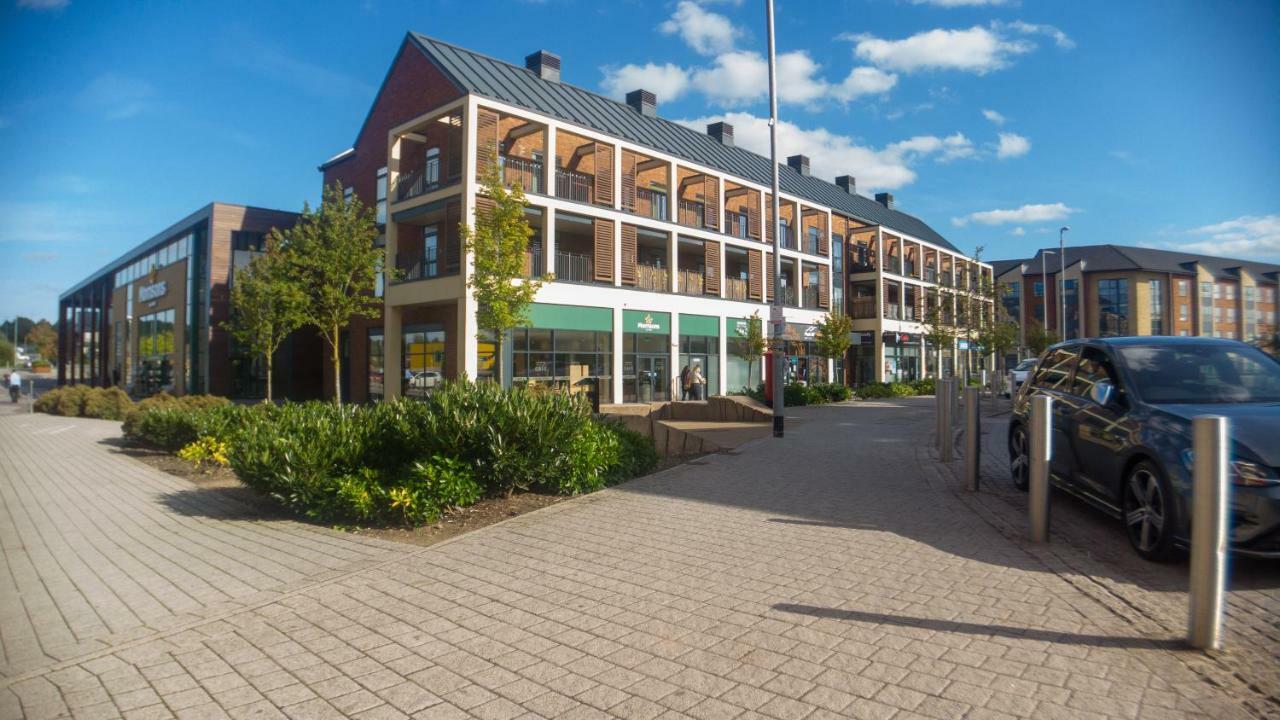 Central Townhouse With Parking Telford Exterior foto